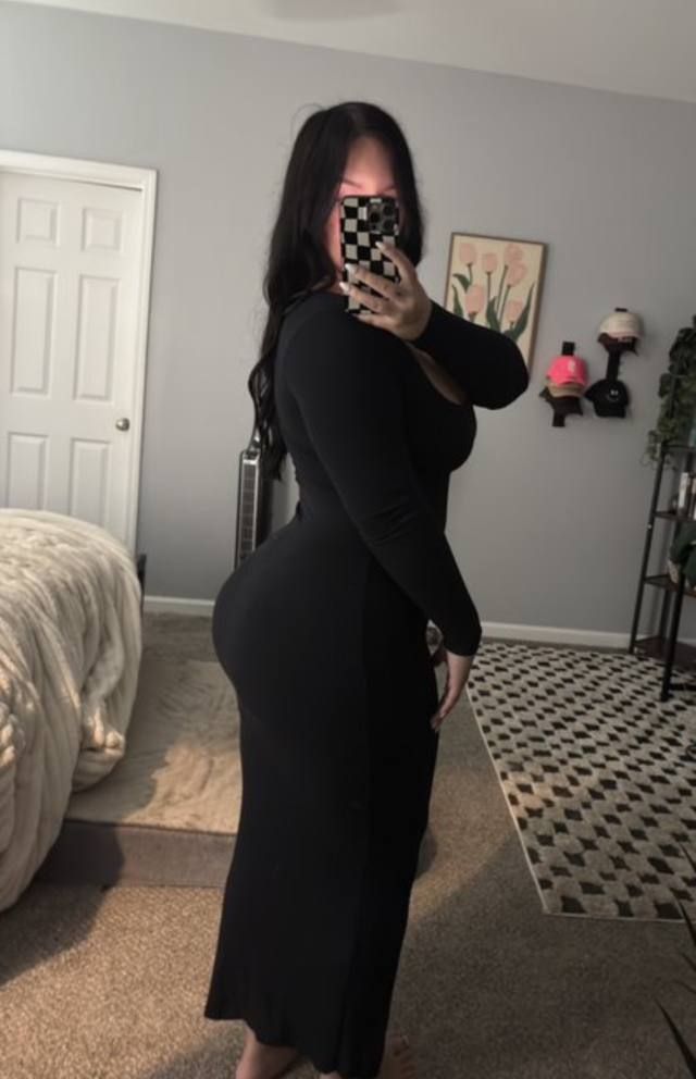 Come here and experience gfe I am available for deep sex both Incall and outcall I provide gfe , backdoor , massage , bbj , a - Image 2